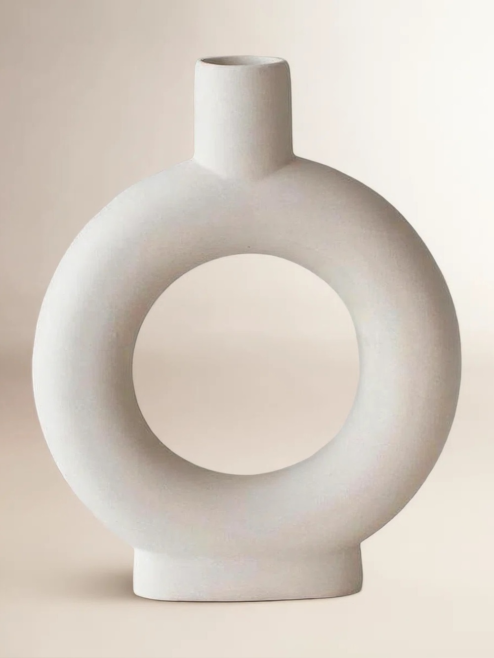 Roderick Ceramic Minimalist Vase